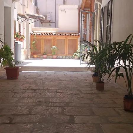 Sylvia * Trapani